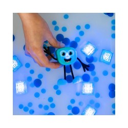 Glo Pals - Set personaggio Blair - con 2 cubi inclusi - Azzurro - Adatto da 3 anni - 100% Plastica Riciclata